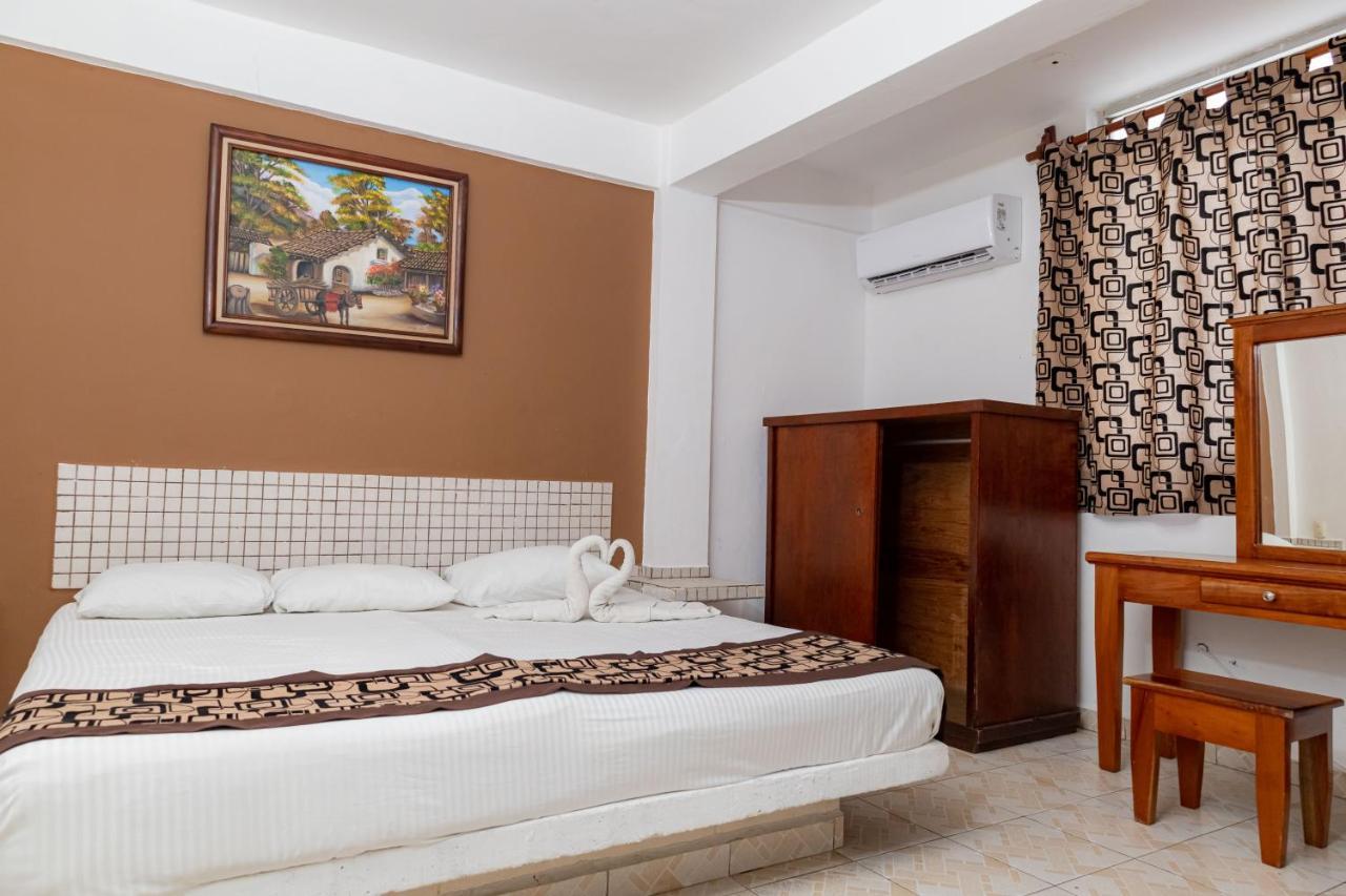 Hotel Las Palmas Cancun Centro Kültér fotó