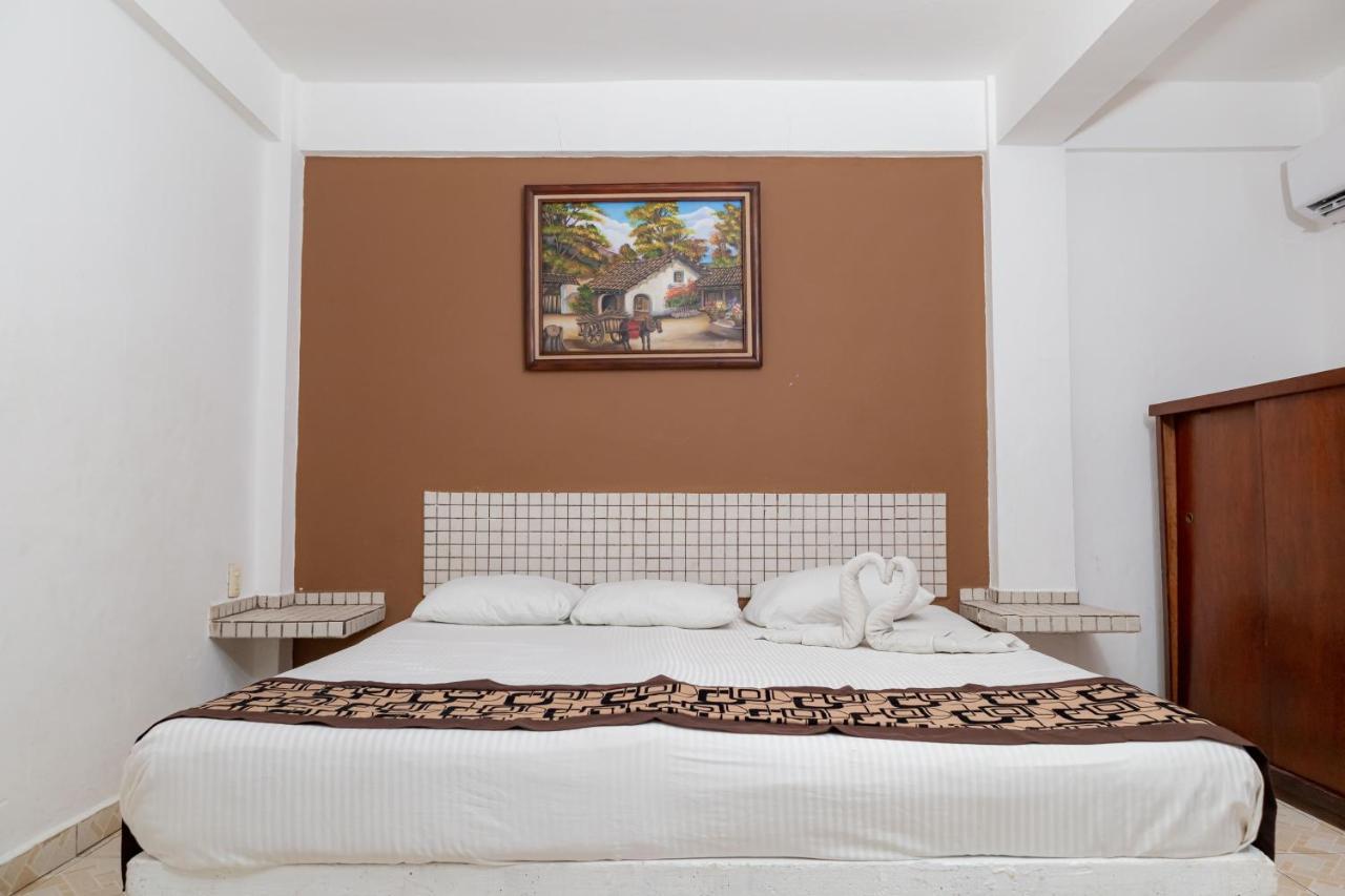 Hotel Las Palmas Cancun Centro Kültér fotó